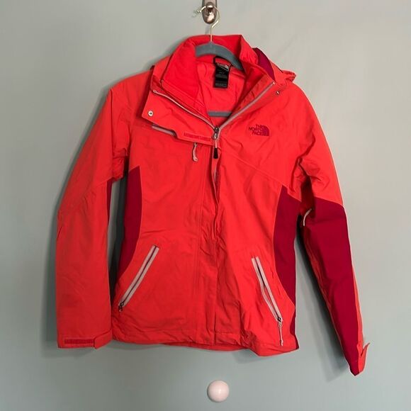 WOMEN'S PINNACLE INSULATED JACKET | The North Face - Picture 2 of 8